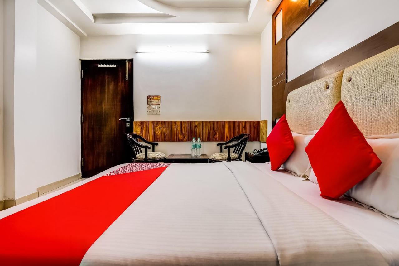 Oyo 7781 Hotel Sai International Нью-Делі Екстер'єр фото