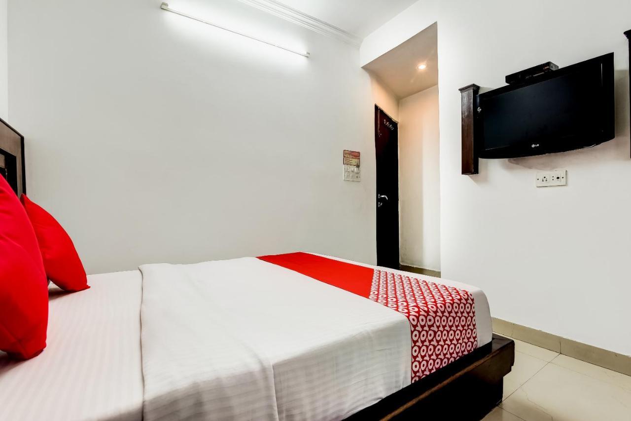 Oyo 7781 Hotel Sai International Нью-Делі Екстер'єр фото